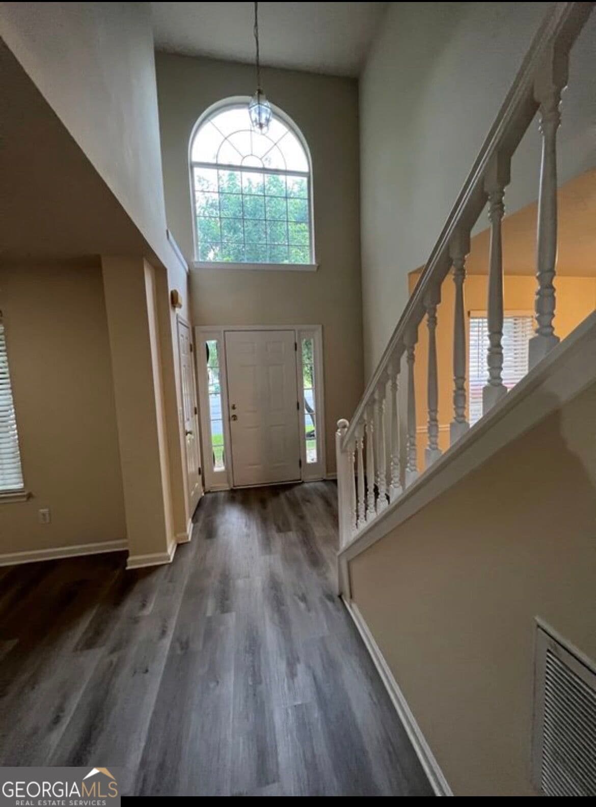 4 bedroom, 2.5 bathroom, 1,980 sq ft single family residence for sale at 4538 Idlewood Park, Lithonia, GA 30038 — photo 4