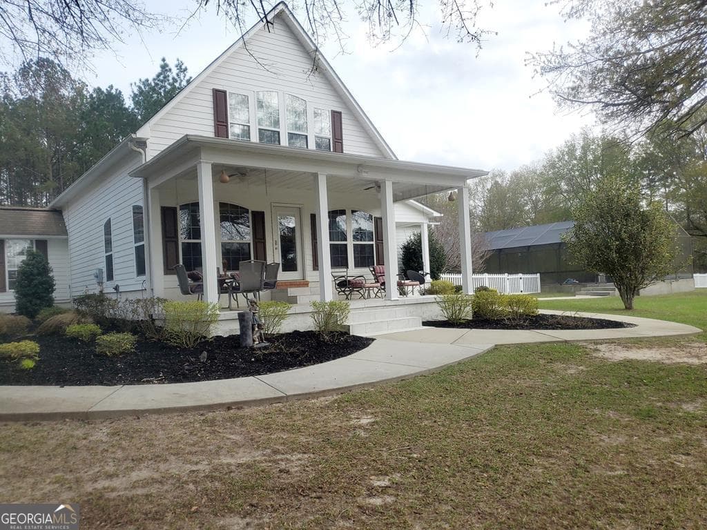 4 bedroom, 3.5 bathroom, 2,785 sq ft residential sold at 525 Quint Shrine Road, Lyons, GA 30436