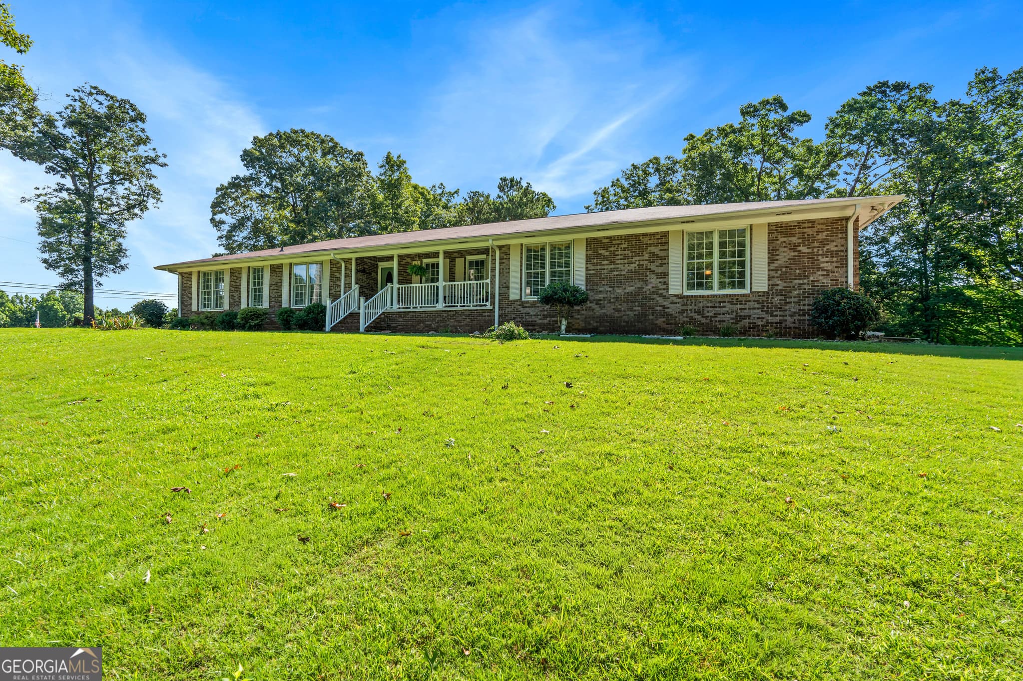 3 bedroom, 3 bathroom, 2,908 sq ft single family residence for sale at 5023 Veterans Memorial Parkway, Lanett, AL 36863 — photo 2