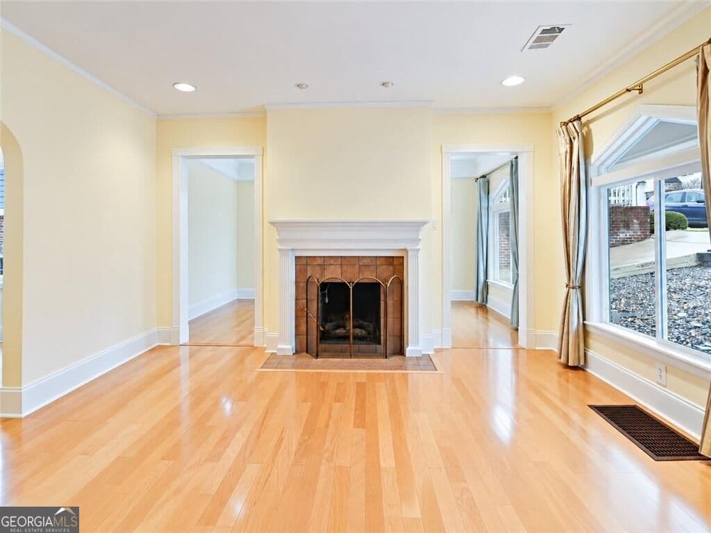 3 bedroom, 3 bathroom, 2,961 sq ft single family residence for sale at 2900 Lookout Place, Atlanta, GA 30305 — photo 6
