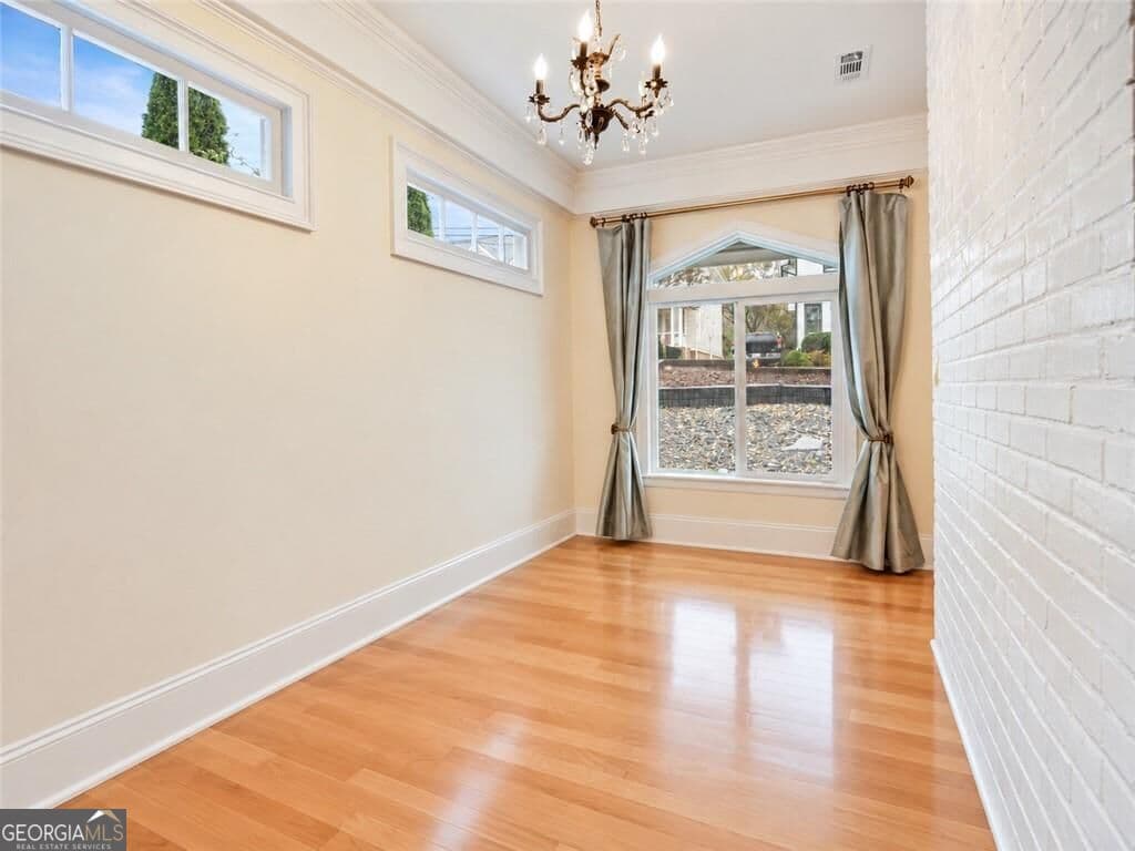 3 bedroom, 3 bathroom, 2,961 sq ft single family residence for sale at 2900 Lookout Place, Atlanta, GA 30305 — photo 7
