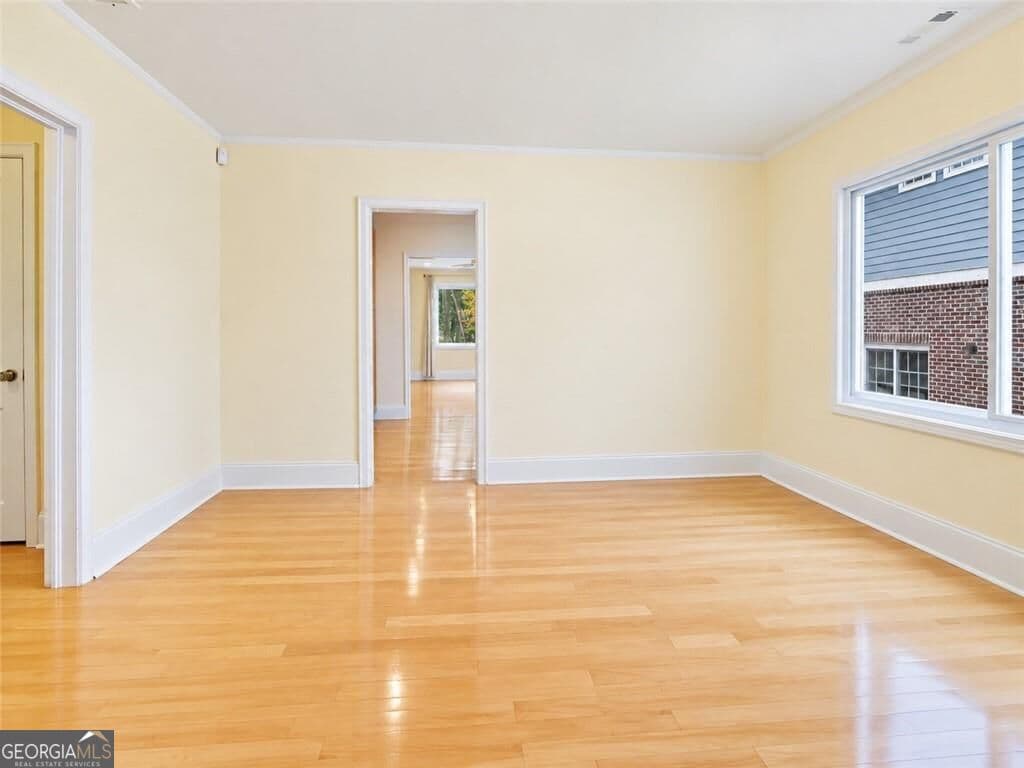 3 bedroom, 3 bathroom, 2,961 sq ft single family residence for sale at 2900 Lookout Place, Atlanta, GA 30305 — photo 10