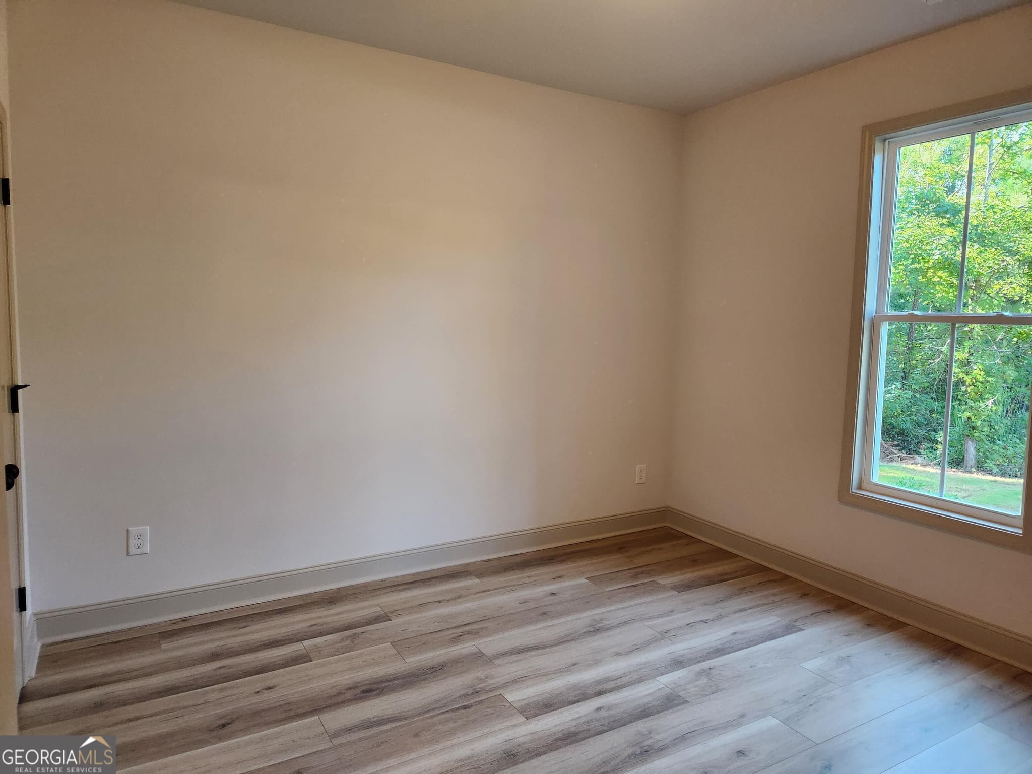 4 bedroom, 2 bathroom single family residence for sale at 642 Shelnut, Locust Grove, GA 30248 — photo 8