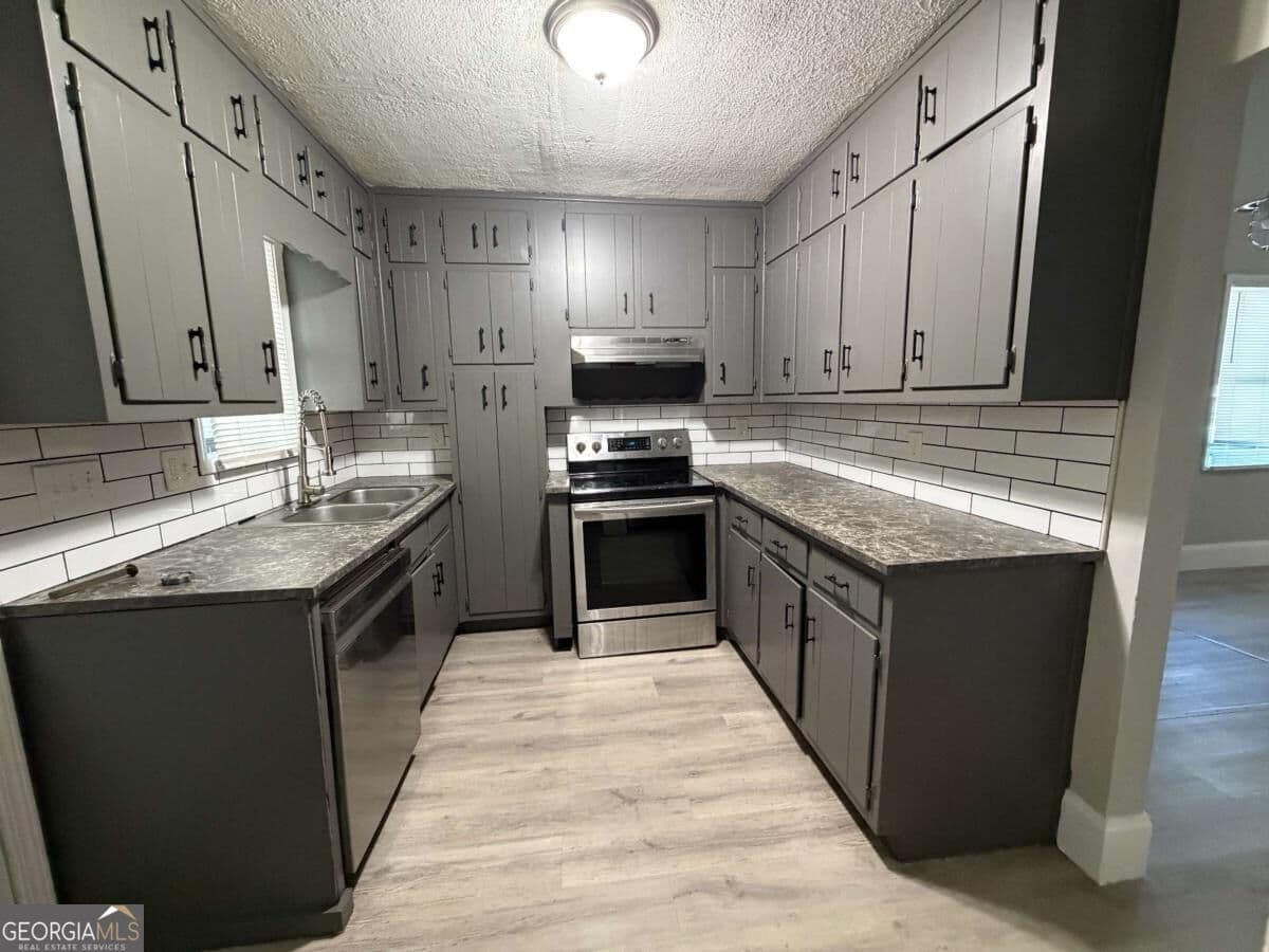 2 bedroom, 1 bathroom duplex for rent at 1156 Pinedale Circle, Conyers, GA 30012 for $1,400 a month — photo 10