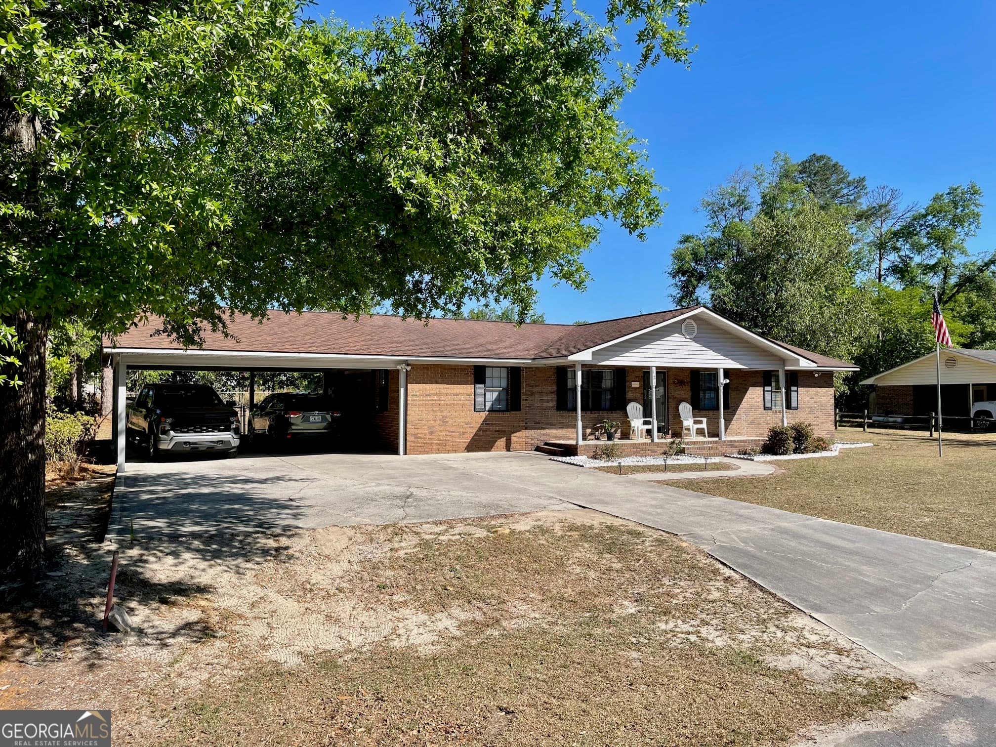 3 bedroom, 2 bathroom, 1,485 sq ft single family residence for sale at 121 Camellia Drive, Reidsville, GA 30453 — photo 3