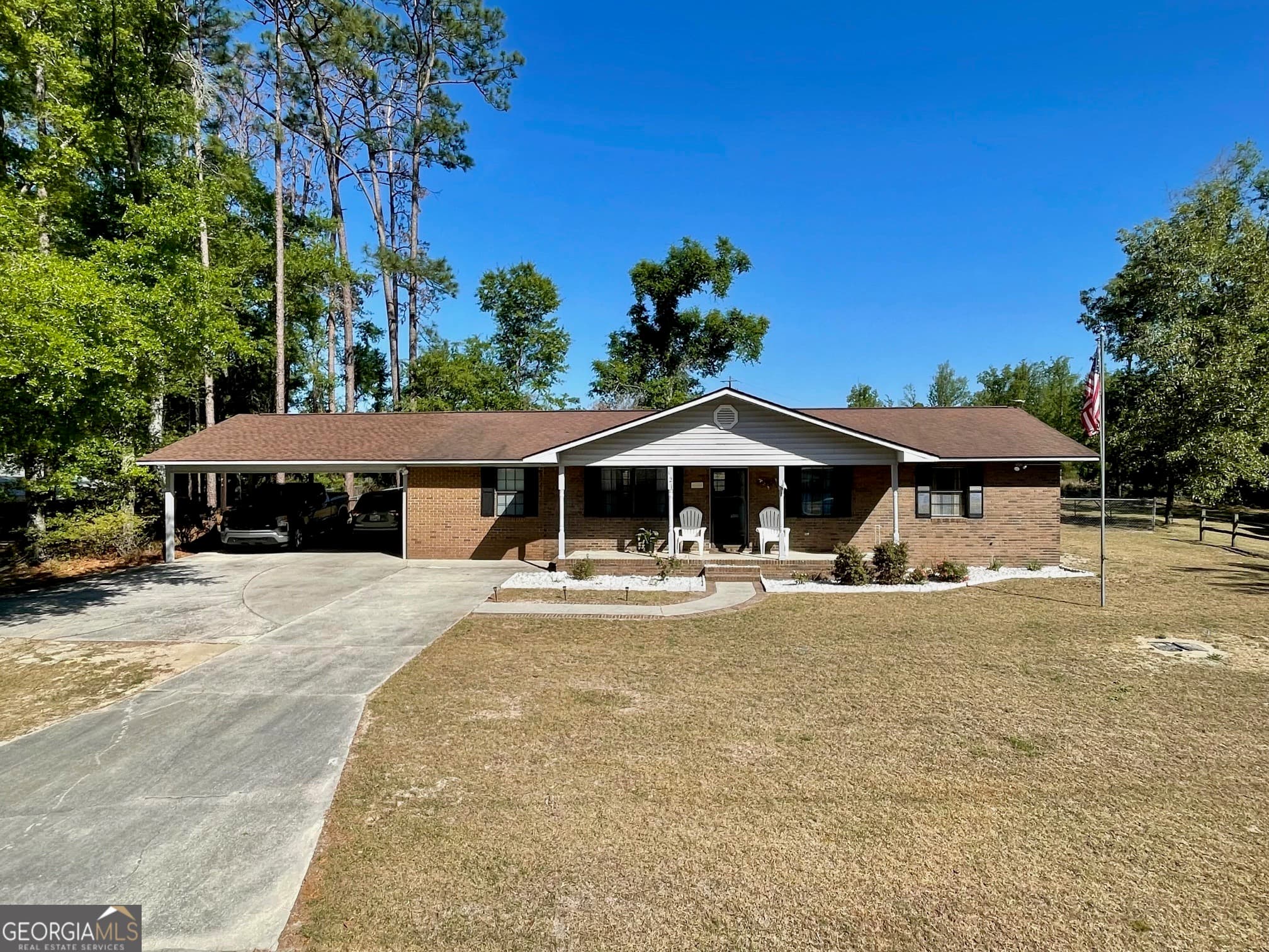 3 bedroom, 2 bathroom, 1,485 sq ft single family residence for sale at 121 Camellia Drive, Reidsville, GA 30453