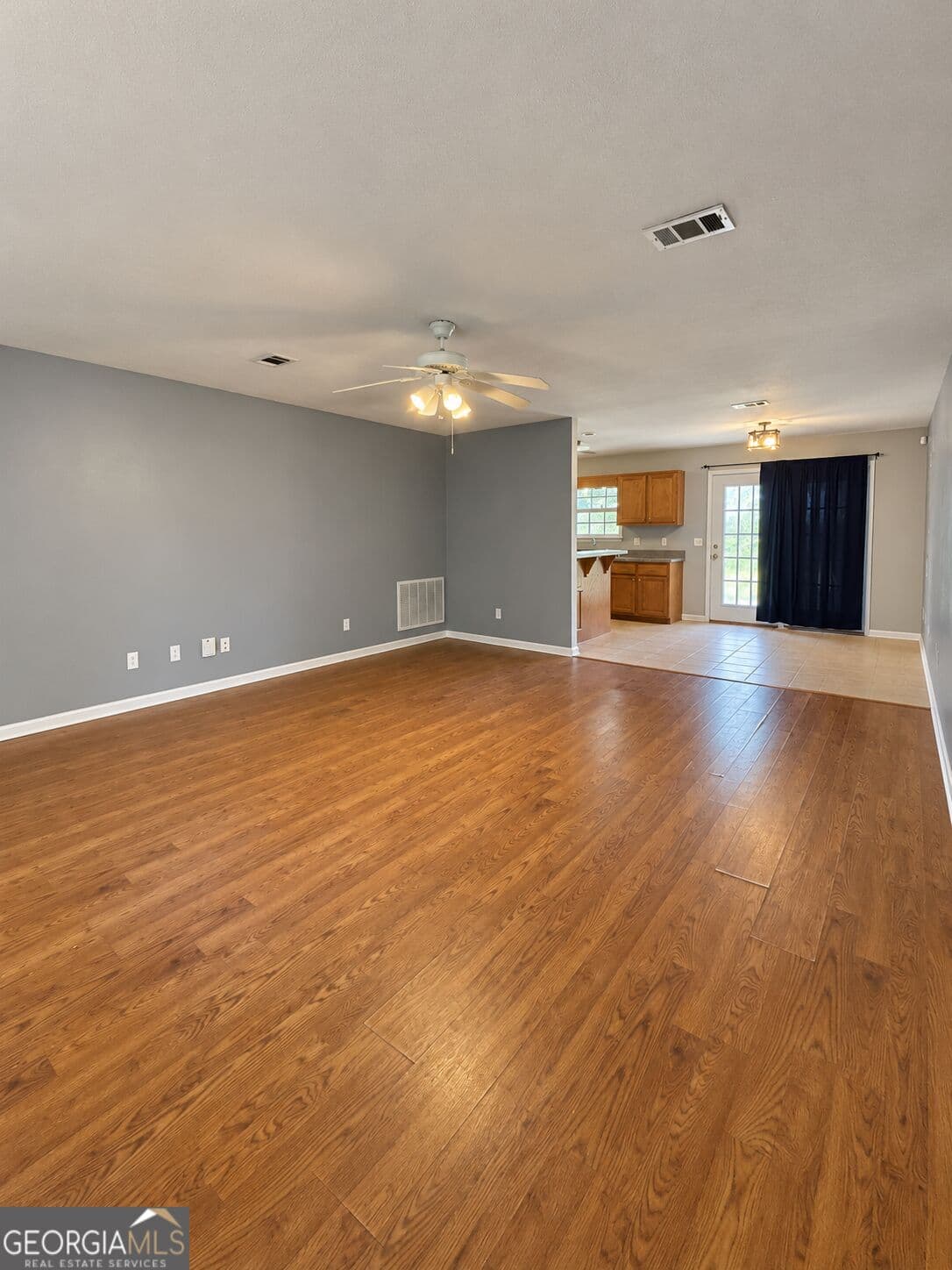 3 bedroom, 2 bathroom, 1,424 sq ft single family residence for rent at 221 W Sherrard Avenue, Kingsland, GA 31548 for $1,850 a month — photo 2