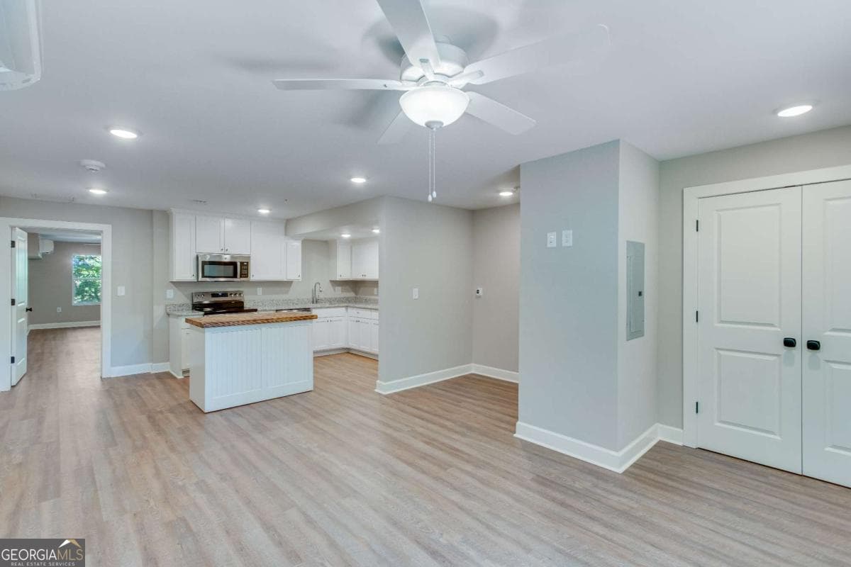 1 bedroom, 1 bathroom, 938 sq ft apartment for rent at 710 Jesse Jewell Parkway 106, Gainesville, GA 30501 for $1,495 a month — photo 5