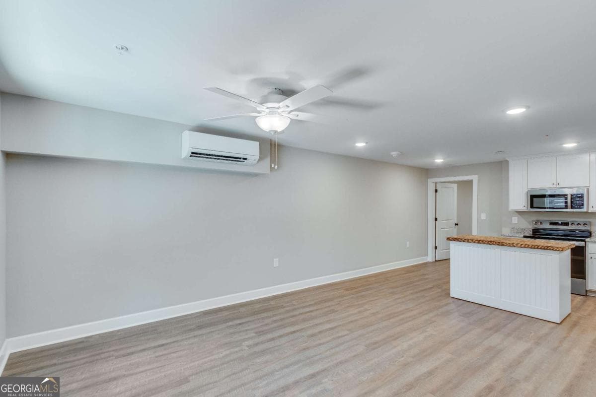 1 bedroom, 1 bathroom, 938 sq ft apartment for rent at 710 Jesse Jewell Parkway 106, Gainesville, GA 30501 for $1,495 a month — photo 4