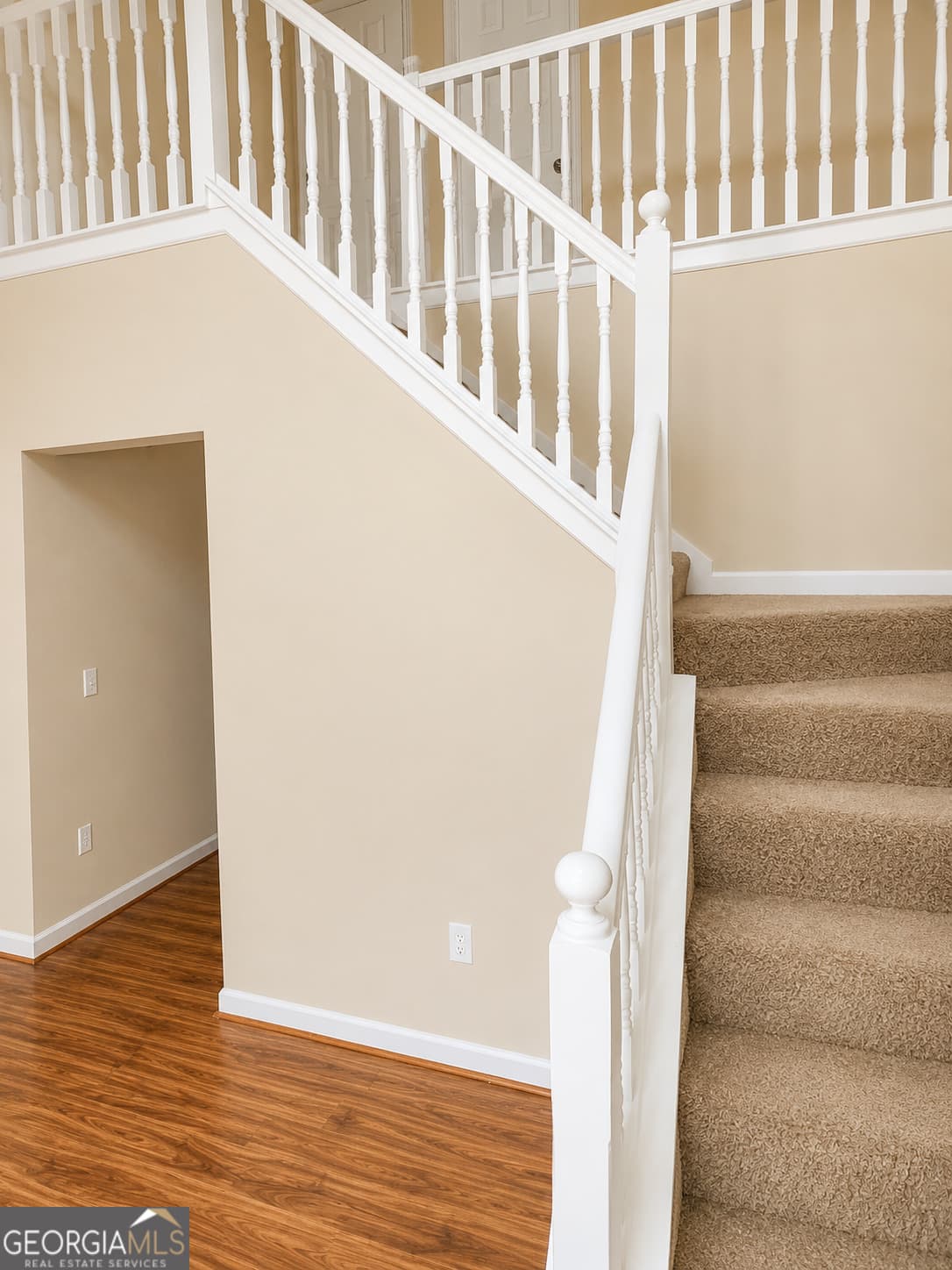 5 bedroom, 3 bathroom, 3,324 sq ft single family residence for sale at 307 Daytona Drive, Mcdonough, GA 30253 — photo 3