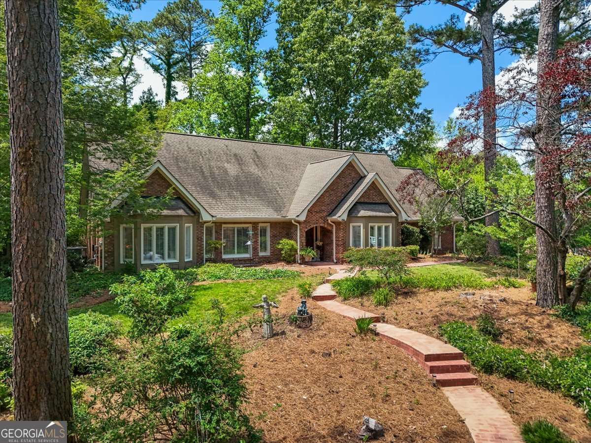4 bedroom, 3 bathroom, 3,435 sq ft single family residence sold at 3439 Laurel Green Court, Kennesaw, GA 30144