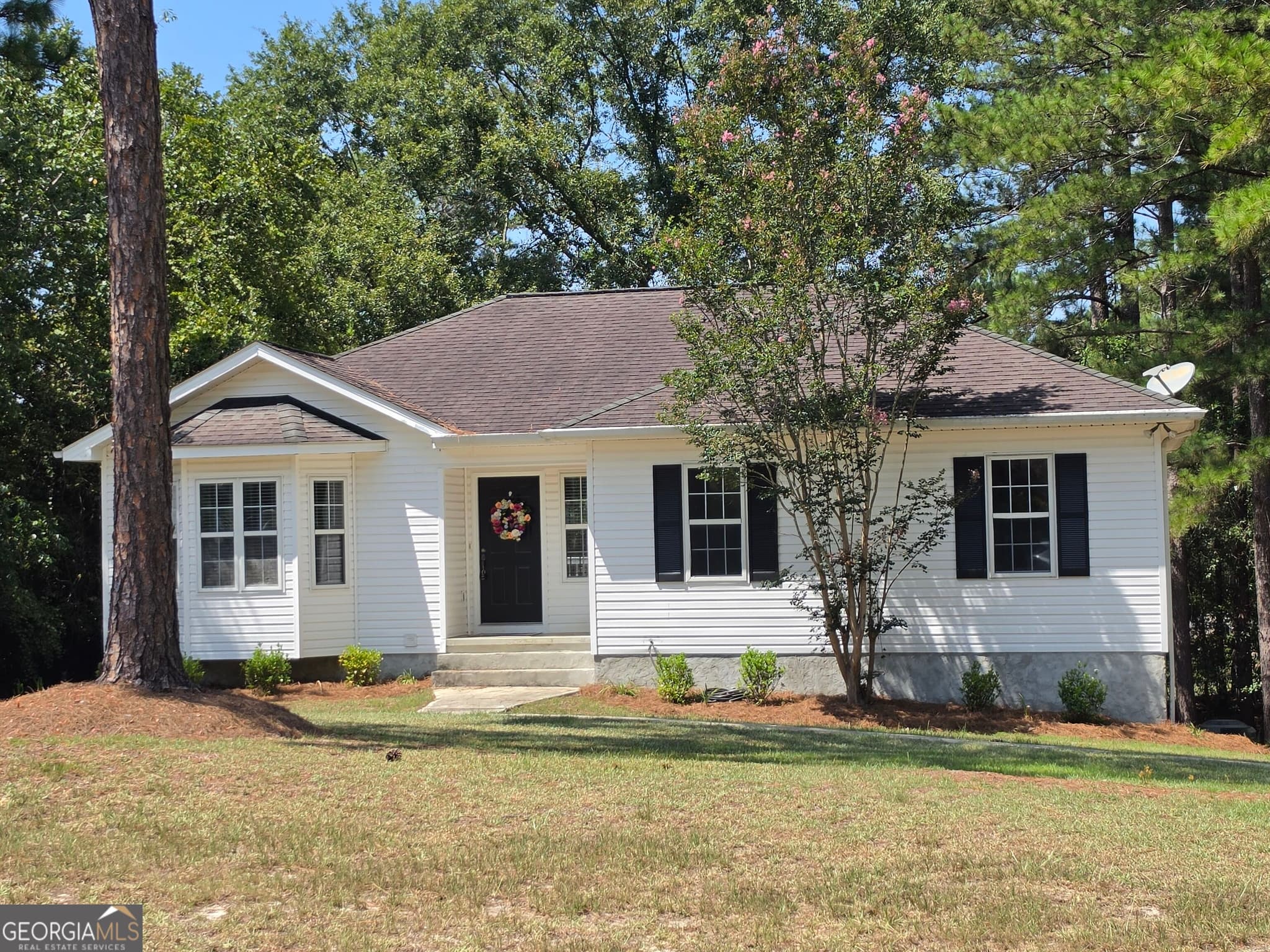4 bedroom, 3 bathroom, 2,156 sq ft single family residence for sale at 704 Hillwood Drive, Statesboro, GA 30458 — photo 1 of 39
