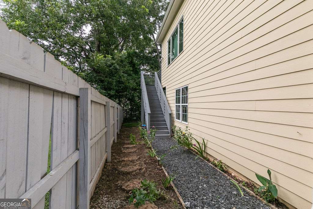 1 bedroom, 1 bathroom, 650 sq ft apartment for rent at 1084 Sanders Avenue B, Atlanta, GA 30316 for $2,650 a month — photo 3