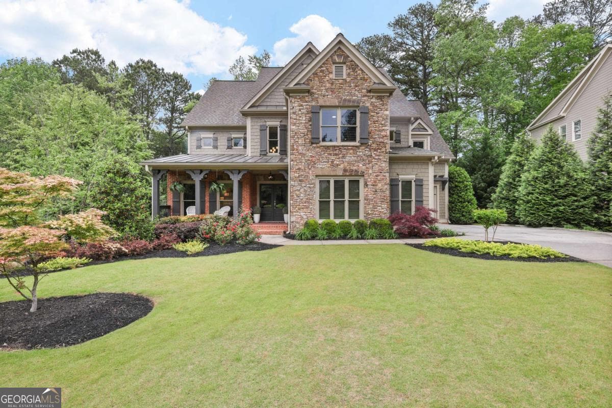 6 bedroom, 5.5 bathroom, 5,184 sq ft single family residence sold at 101 Fernwood Drive, Woodstock, GA 30188