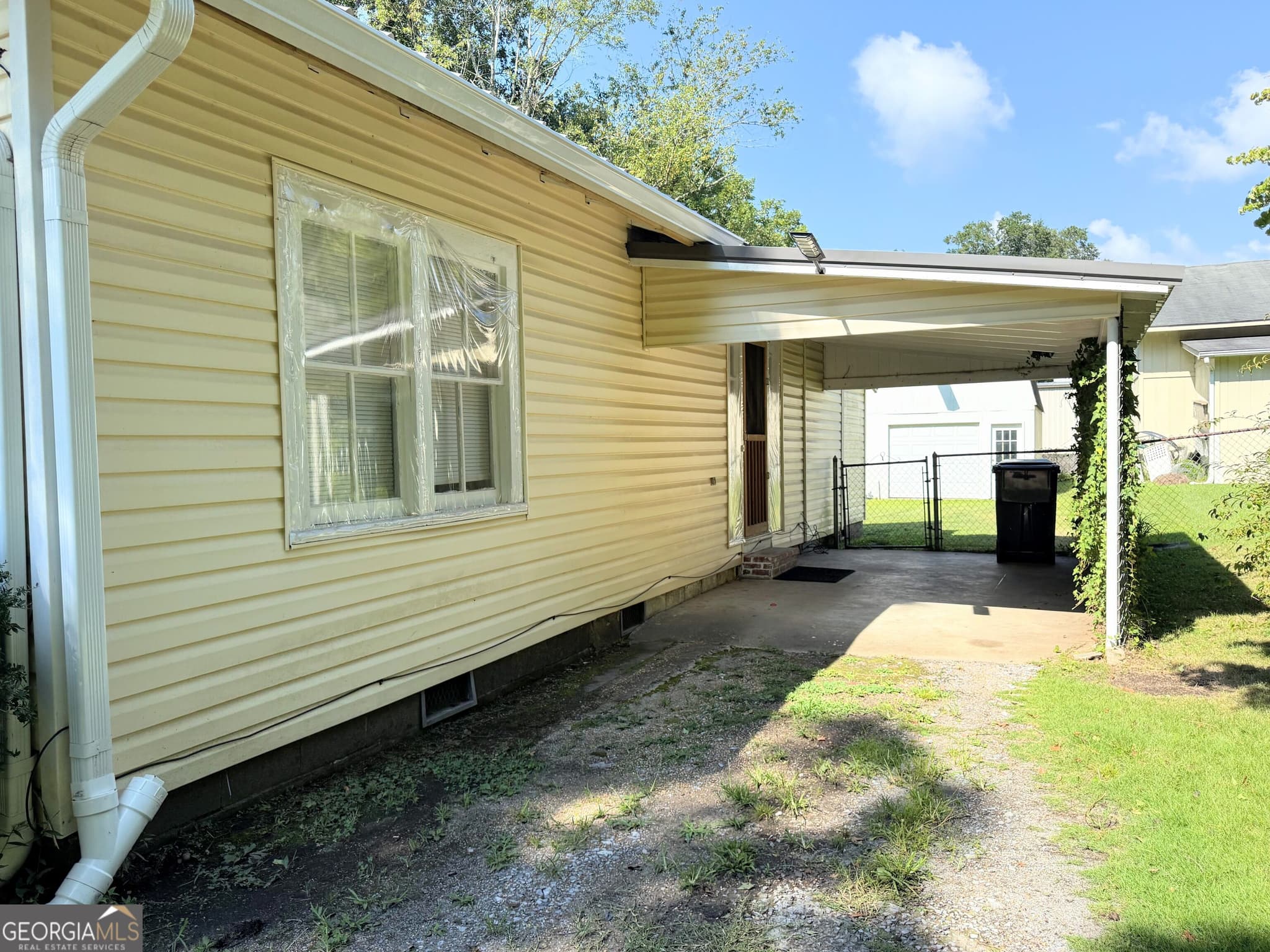 2 bedroom, 1 bathroom, 990 sq ft single family residence for sale at 450 Bowdon Street, Tallapoosa, GA 30176 — photo 3