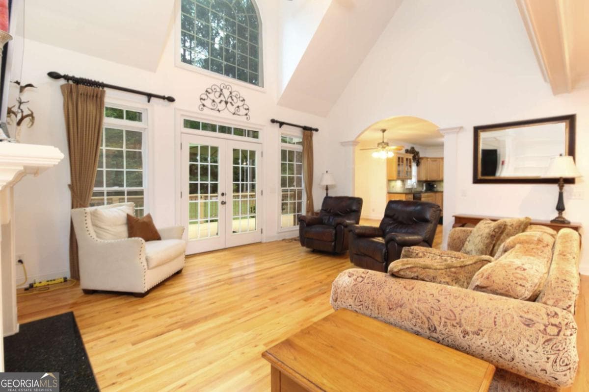 4 bedroom, 3.5 bathroom, 2,870 sq ft single family residence for sale at 1051 Spring Creek Drive, Bishop, GA 30621 — photo 6
