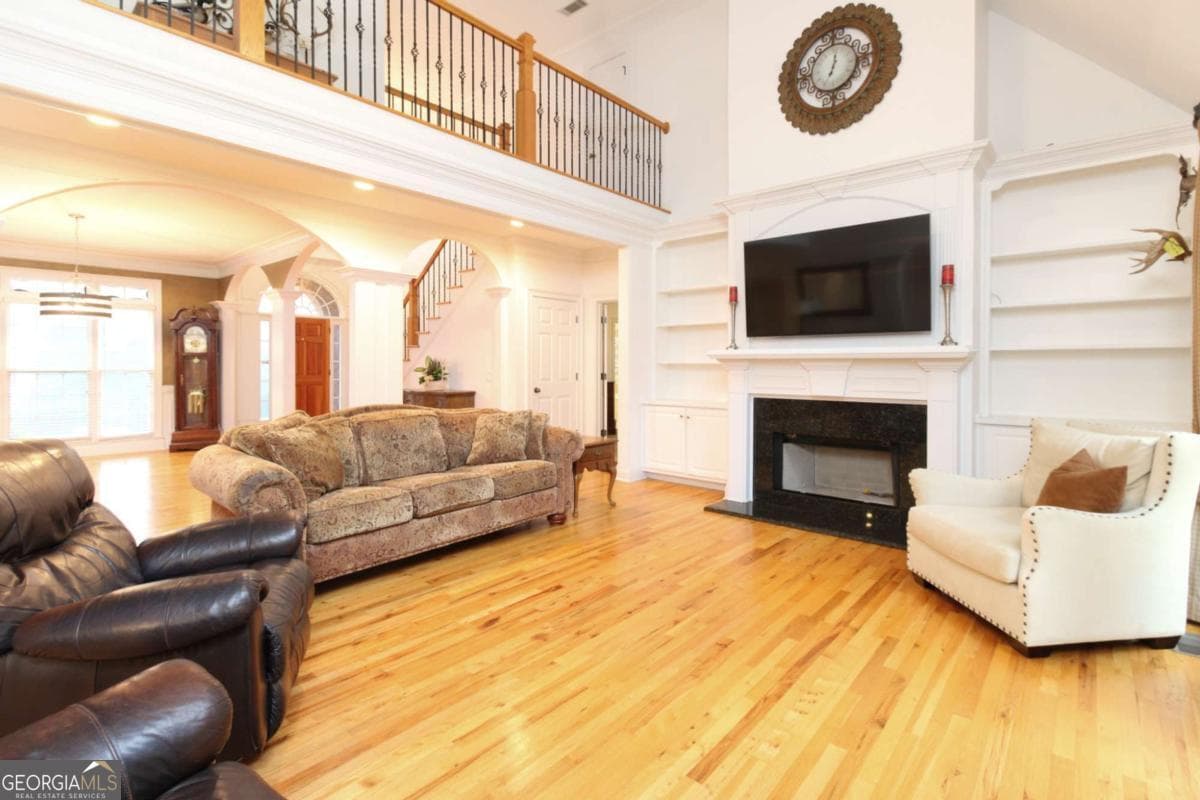 4 bedroom, 3.5 bathroom, 2,870 sq ft single family residence for sale at 1051 Spring Creek Drive, Bishop, GA 30621 — photo 7