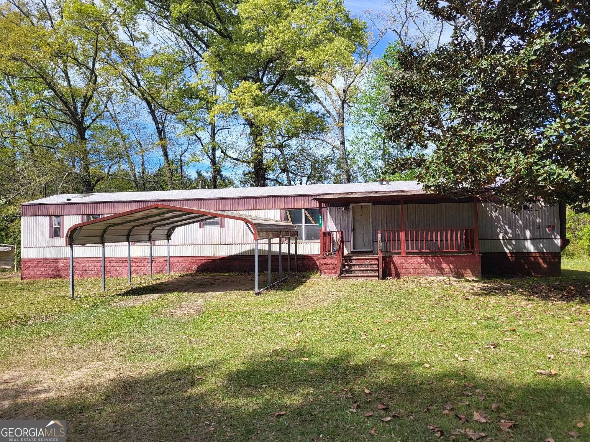 3 bedroom, 2 bathroom manufactured home,mobile home sold at 1075 Co Rd 510, Lanett, AL 36863
