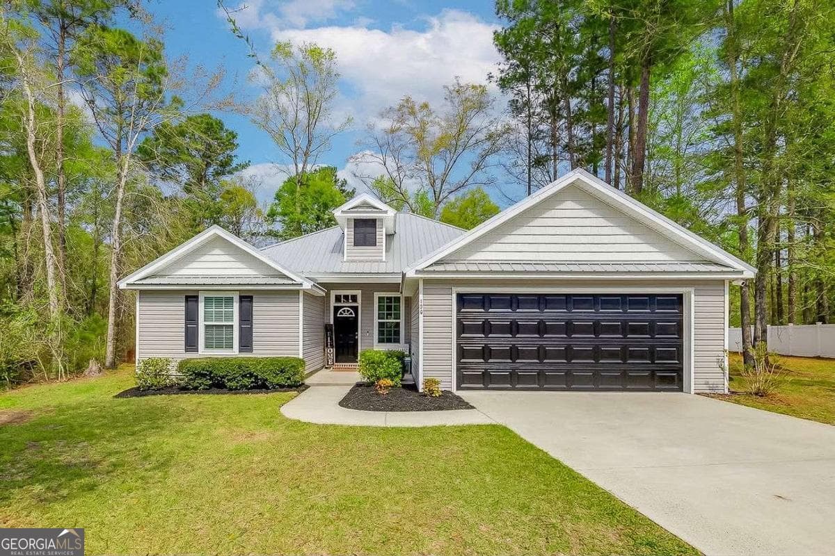 4 bedroom, 2 bathroom, 1,940 sq ft single family residence for sale at 104 Southbrook Drive, Guyton, GA 31312