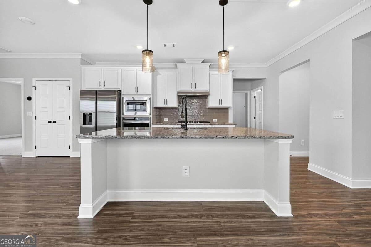5 bedroom, 3.5 bathroom, 2,621 sq ft single family residence for sale at 1814 Westfall Landing, Auburn, GA 30011 — photo 9