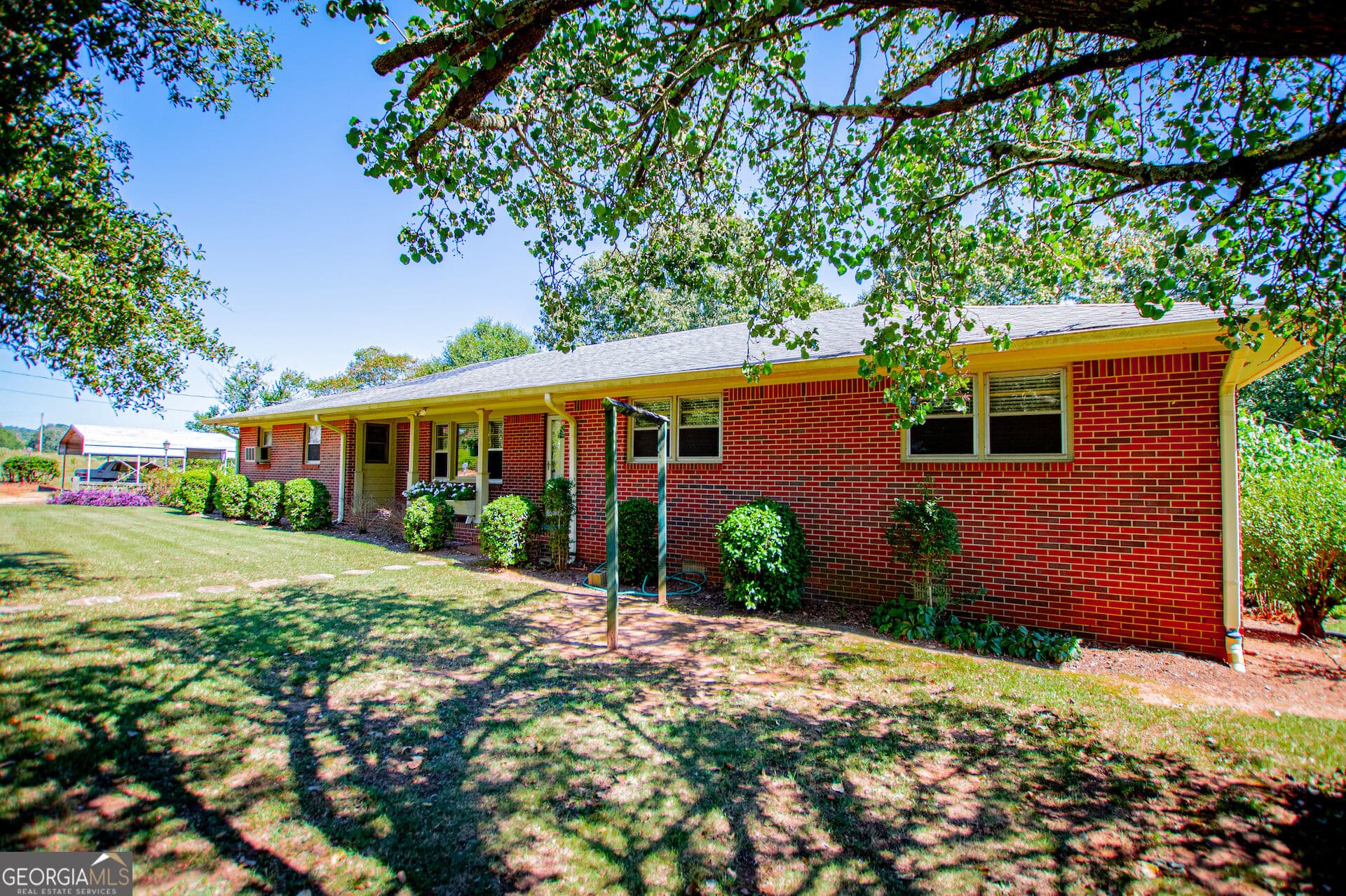 3 bedroom, 2 bathroom, 2,208 sq ft single family residence for sale at 677 Upper Caldwell Road, Bowdon, GA 30108 — photo 2