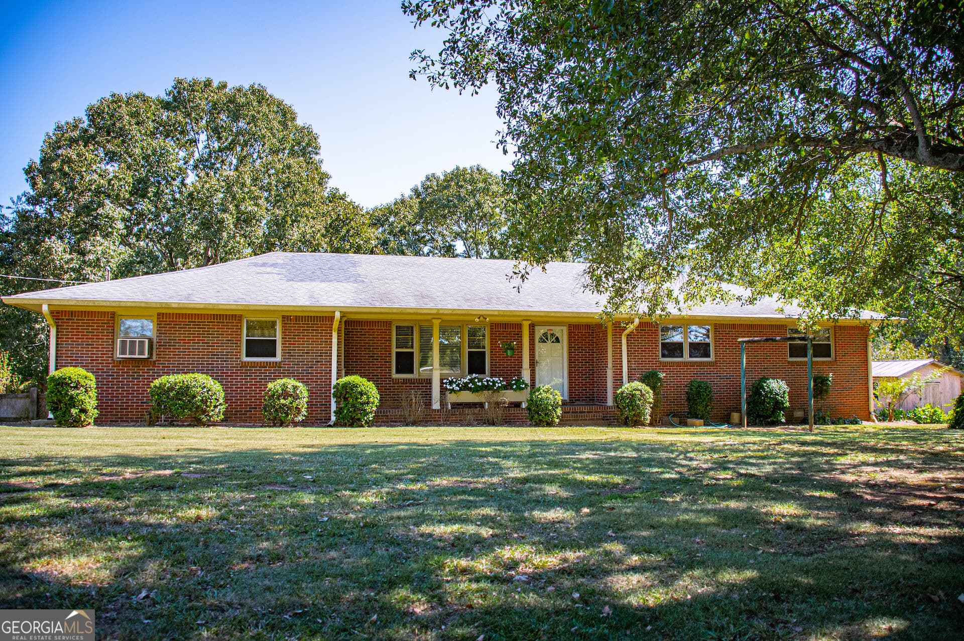 3 bedroom, 2 bathroom, 2,208 sq ft single family residence for sale at 677 Upper Caldwell Road, Bowdon, GA 30108