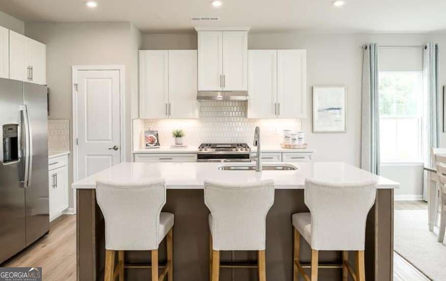 4 bedroom, 2.5 bathroom loft,single family residence for sale at 303 Oakleigh Drive, Calhoun, GA 30701 — photo 2