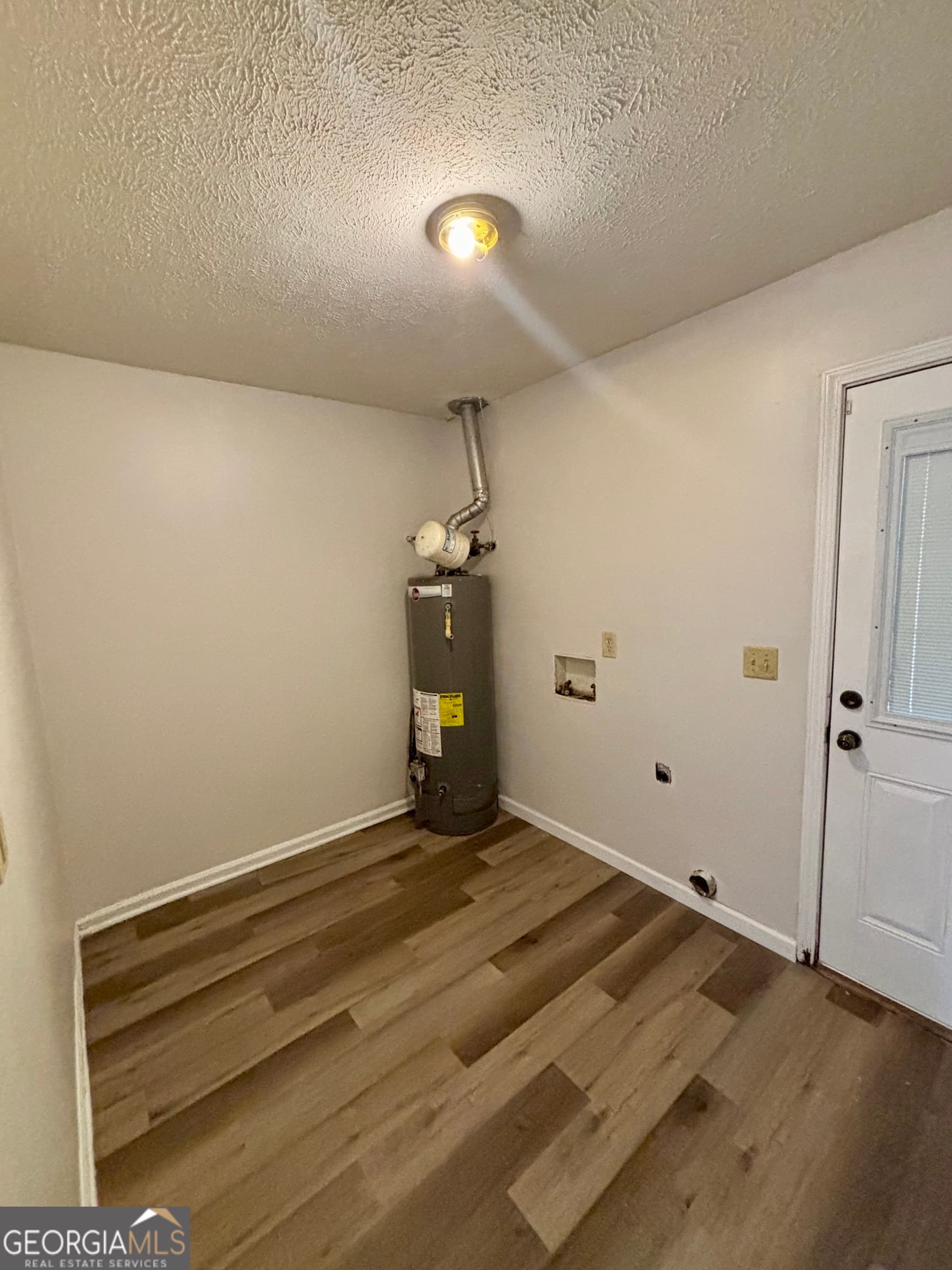 4 bedroom, 1 bathroom single family residence for sale at 709 Parkwood Drive, Columbus, GA 31907 — photo 3