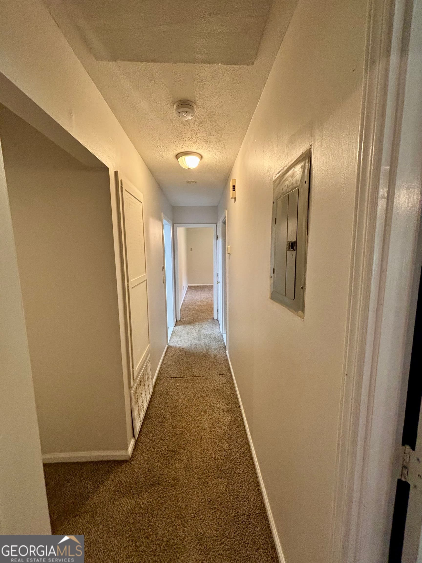 4 bedroom, 1 bathroom single family residence for sale at 709 Parkwood Drive, Columbus, GA 31907 — photo 9