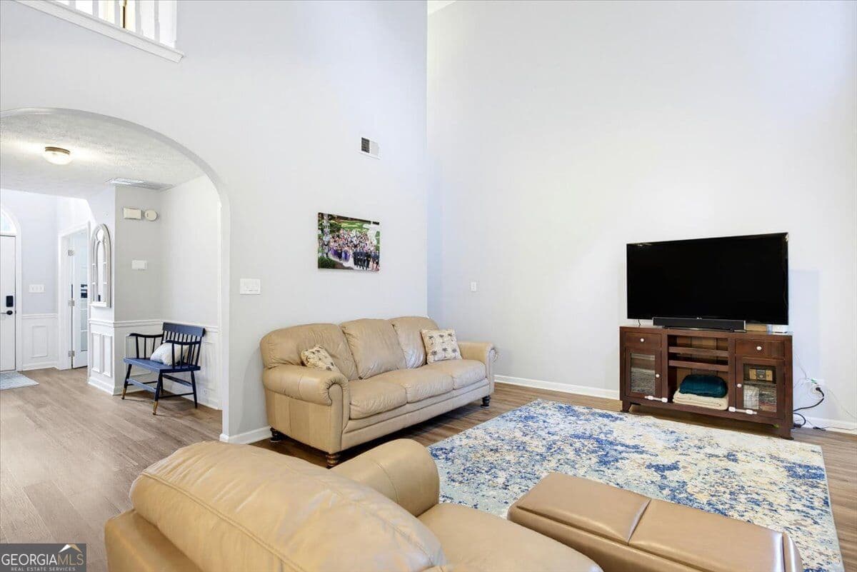 3 bedroom, 2.5 bathroom, 2,173 sq ft single family residence for sale at 2360 Brookgreen Commons, Kennesaw, GA 30144 — photo 8