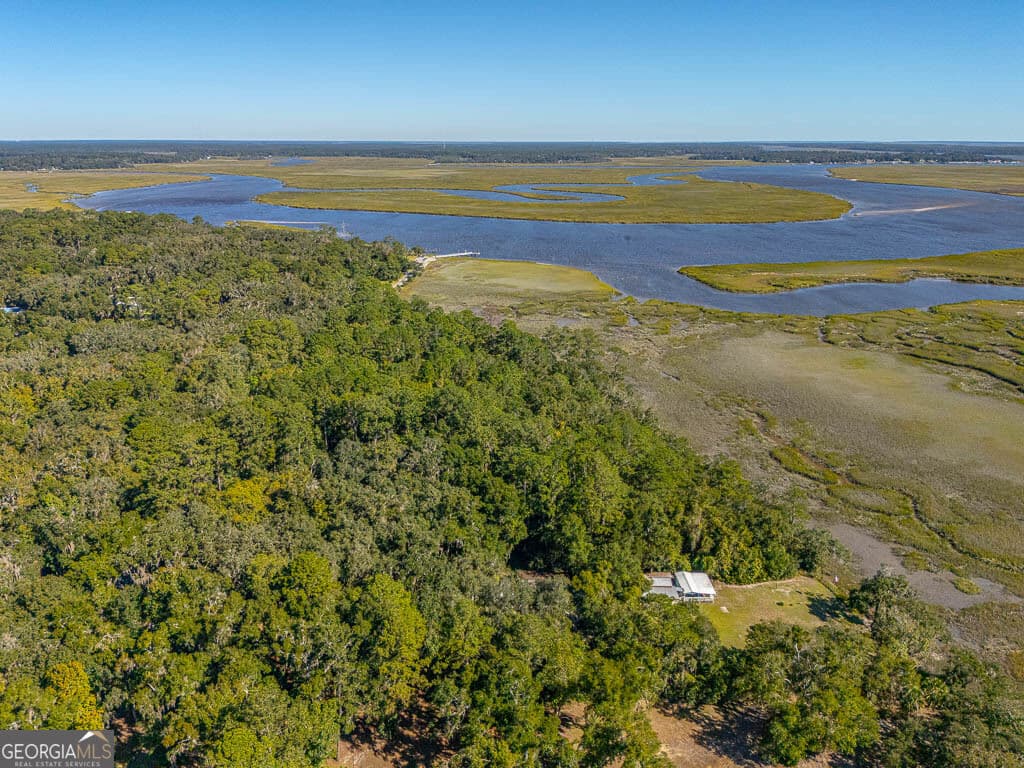 4 bedroom, 2 bathroom, 1,542 sq ft manufactured home,single family residence for sale at 2139 NE Susie Baker Road, Townsend, GA 31331 — photo 6