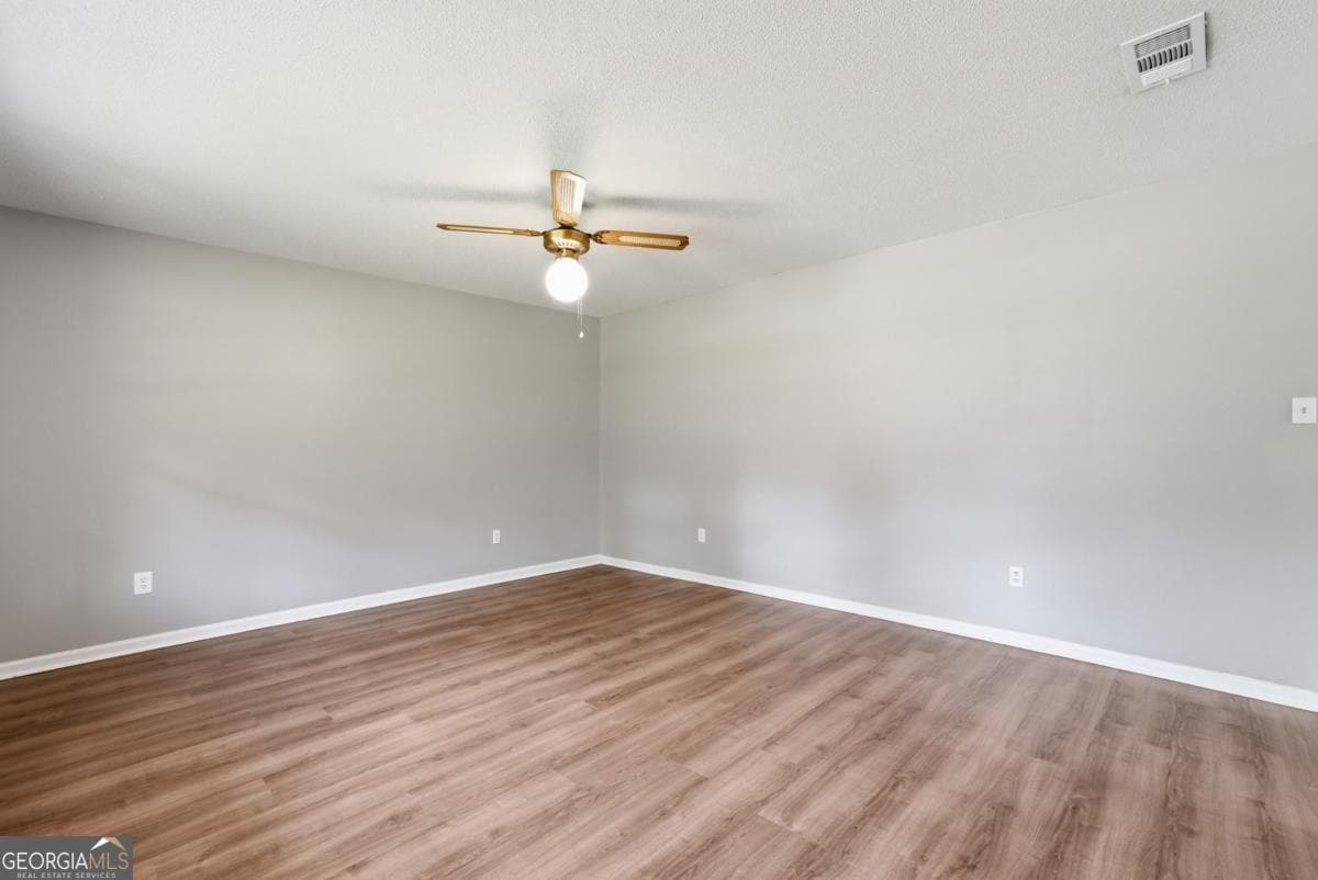 3 bedroom, 1 bathroom, 1,134 sq ft single family residence for sale at 4 Lucian Circle, Savannah, GA 31406 — photo 6