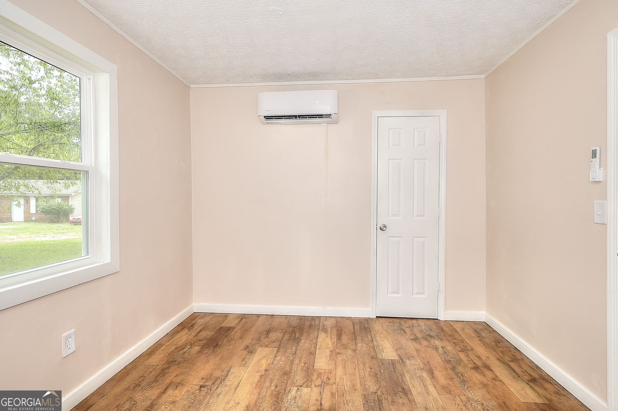 3 bedroom, 1 bathroom, 960 sq ft single family residence for sale at 21 Duke Circle, Winder, GA 30680 — photo 8