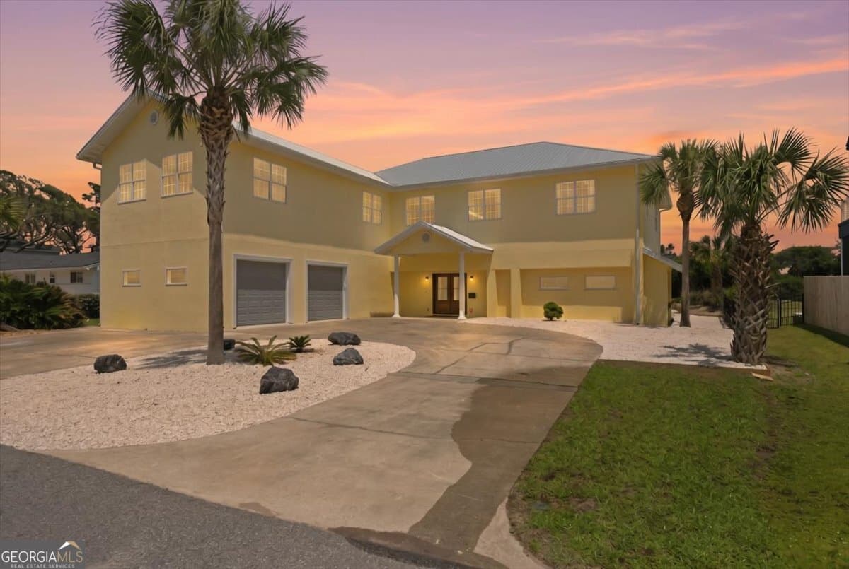 6 bedroom, 5 bathroom, 5,420 sq ft single family residence for sale at 9 Austin Lane, Jekyll Island, GA 31527