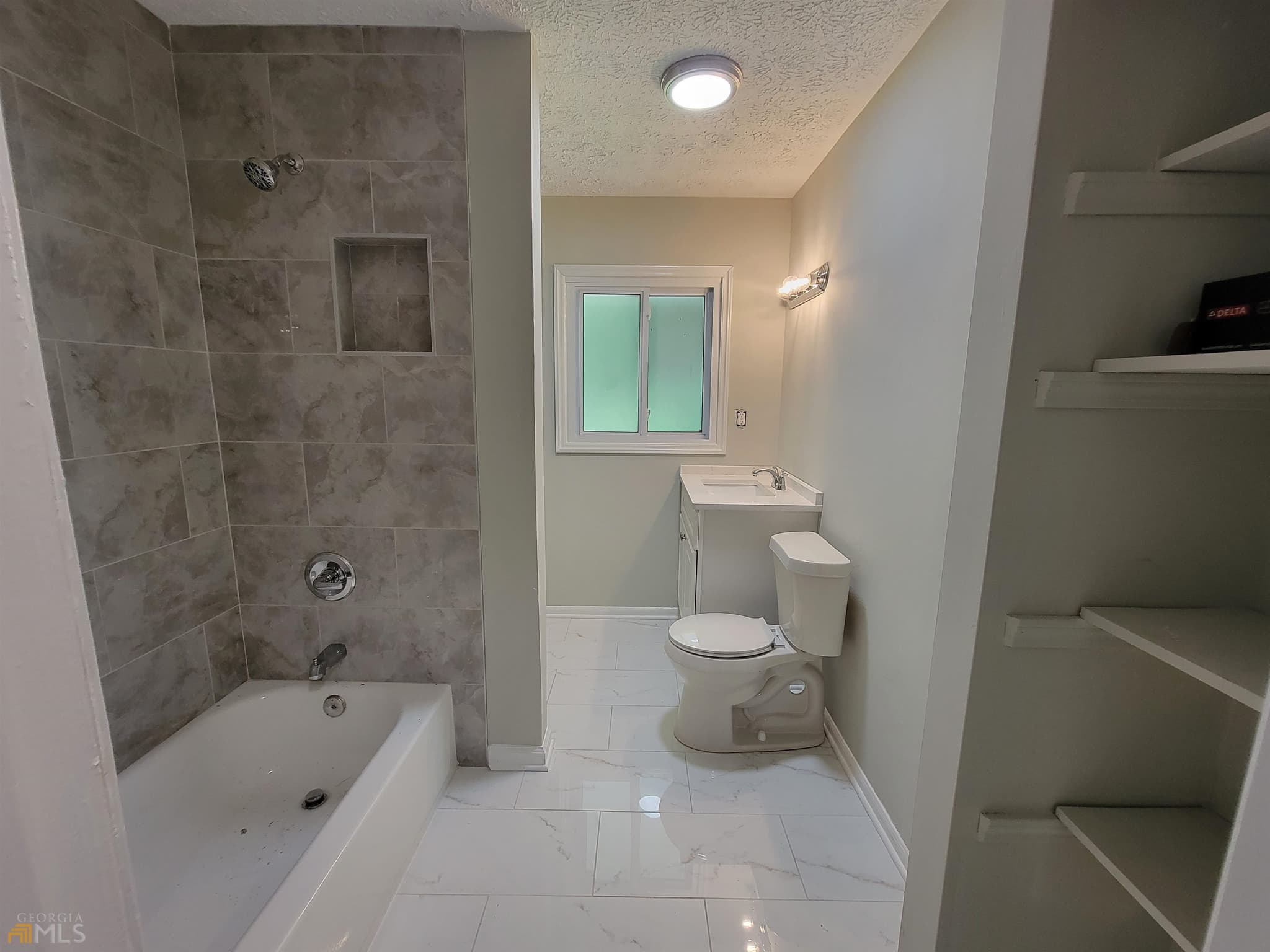 5 bedroom, 2 bathroom, 2,000 sq ft single family residence for rent at 6628 Stark Court, Riverdale, GA 30274 for $1,870 a month — photo 6