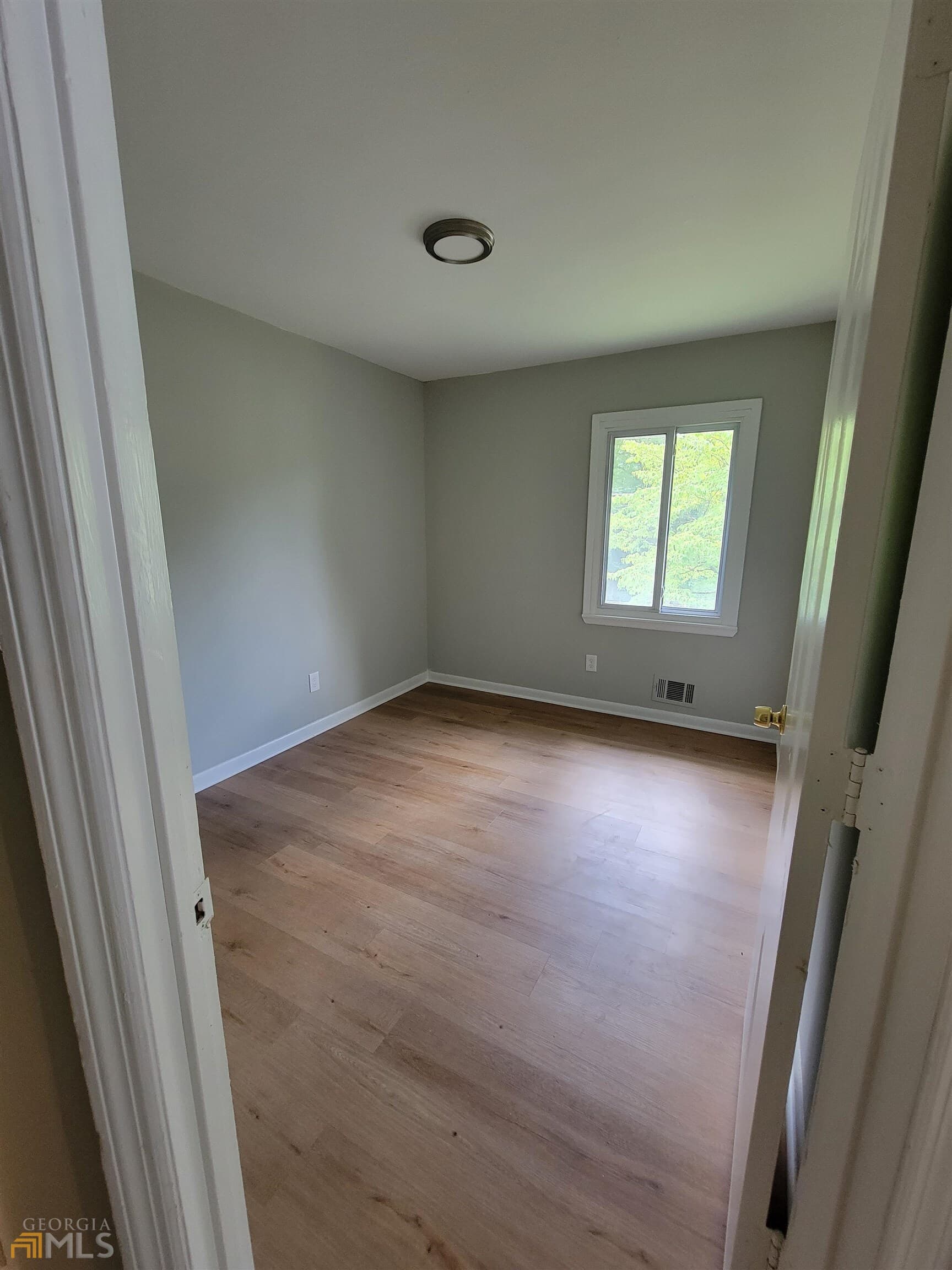 5 bedroom, 2 bathroom, 2,000 sq ft single family residence for rent at 6628 Stark Court, Riverdale, GA 30274 for $1,870 a month — photo 9