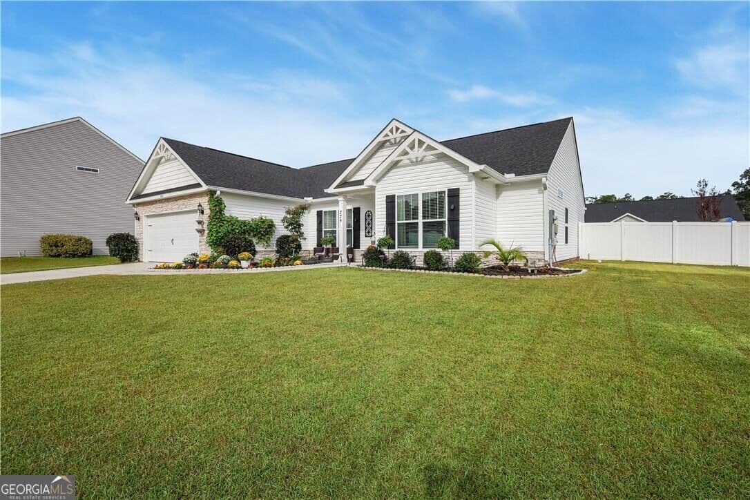 4 bedroom, 2 bathroom, 1,952 sq ft single family residence for sale at 229 Blandford Crossing, Rincon, GA 31326 — photo 2