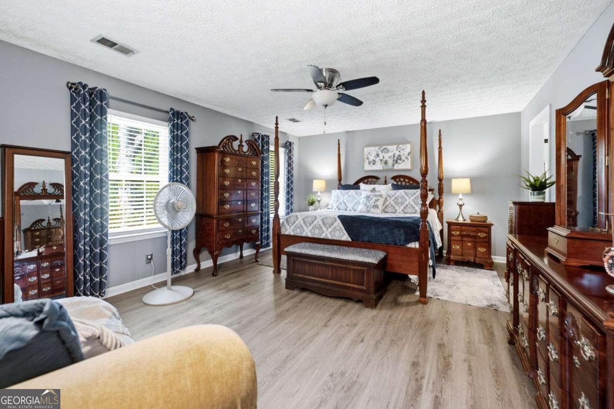 4 bedroom, 2.5 bathroom, 2,948 sq ft single family residence for sale at 526 Wagon Wheel Climb, Lawrenceville, GA 30044 — photo 3
