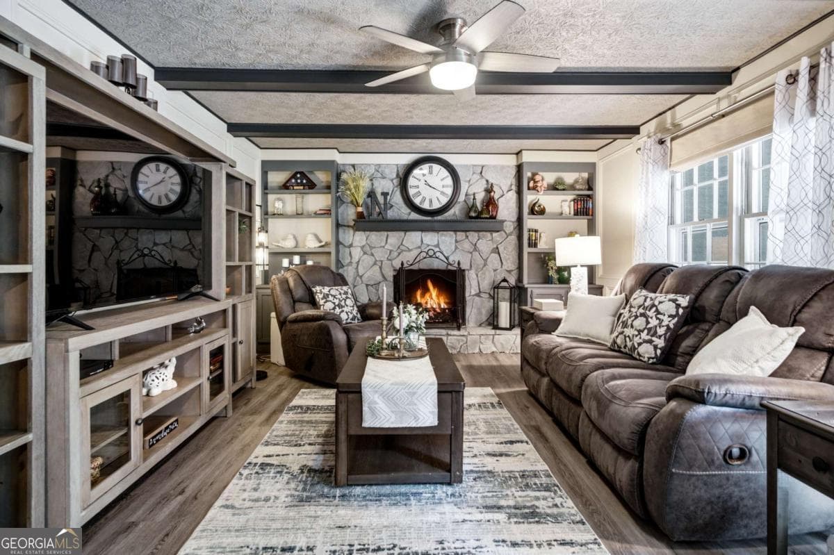 4 bedroom, 2.5 bathroom, 2,948 sq ft single family residence for sale at 526 Wagon Wheel Climb, Lawrenceville, GA 30044 — photo 9