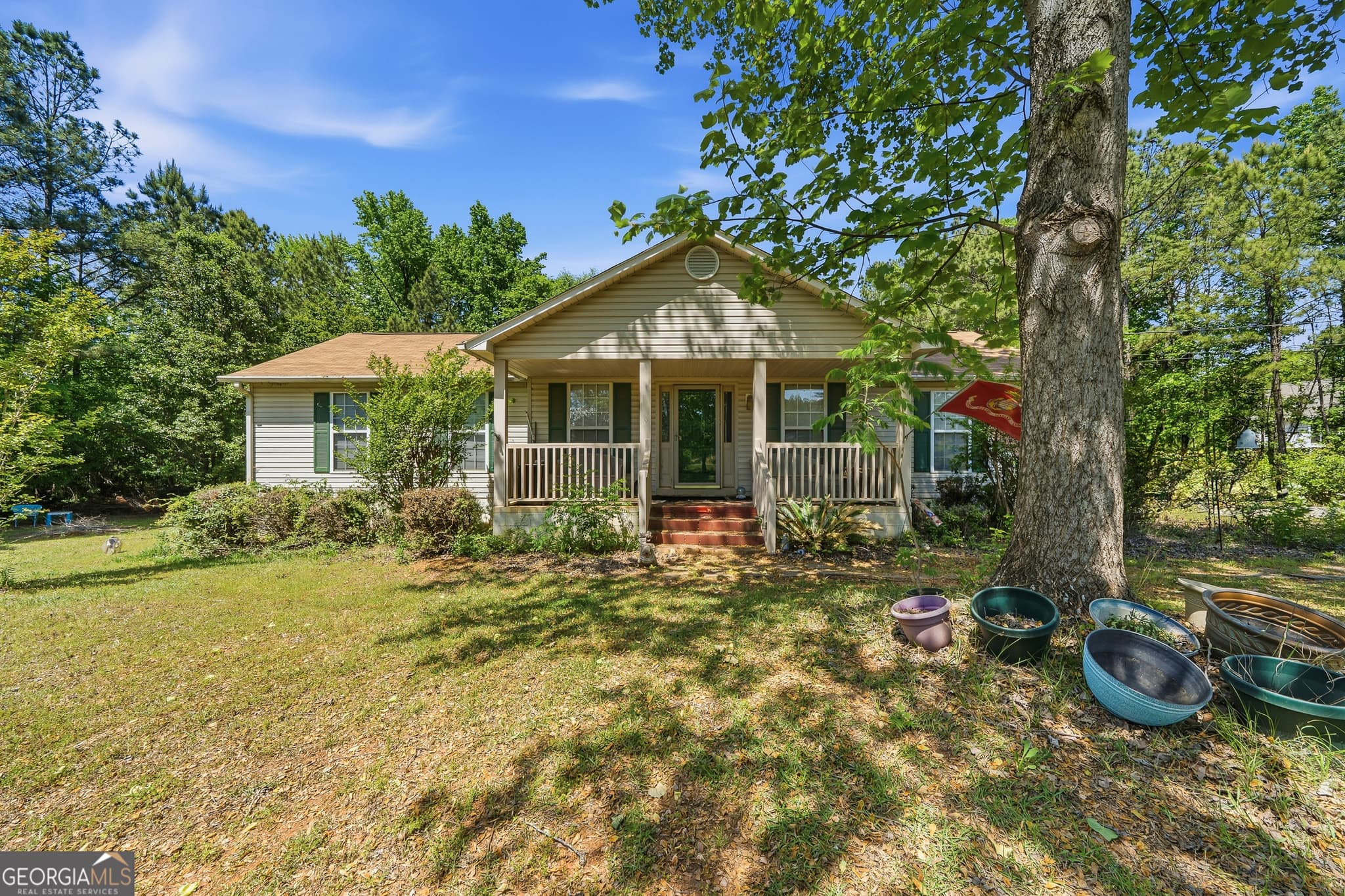 3 bedroom, 2 bathroom, 1,528 sq ft single family residence for sale at 152 Rifle Range Road, Gray, GA 31032 — photo 2