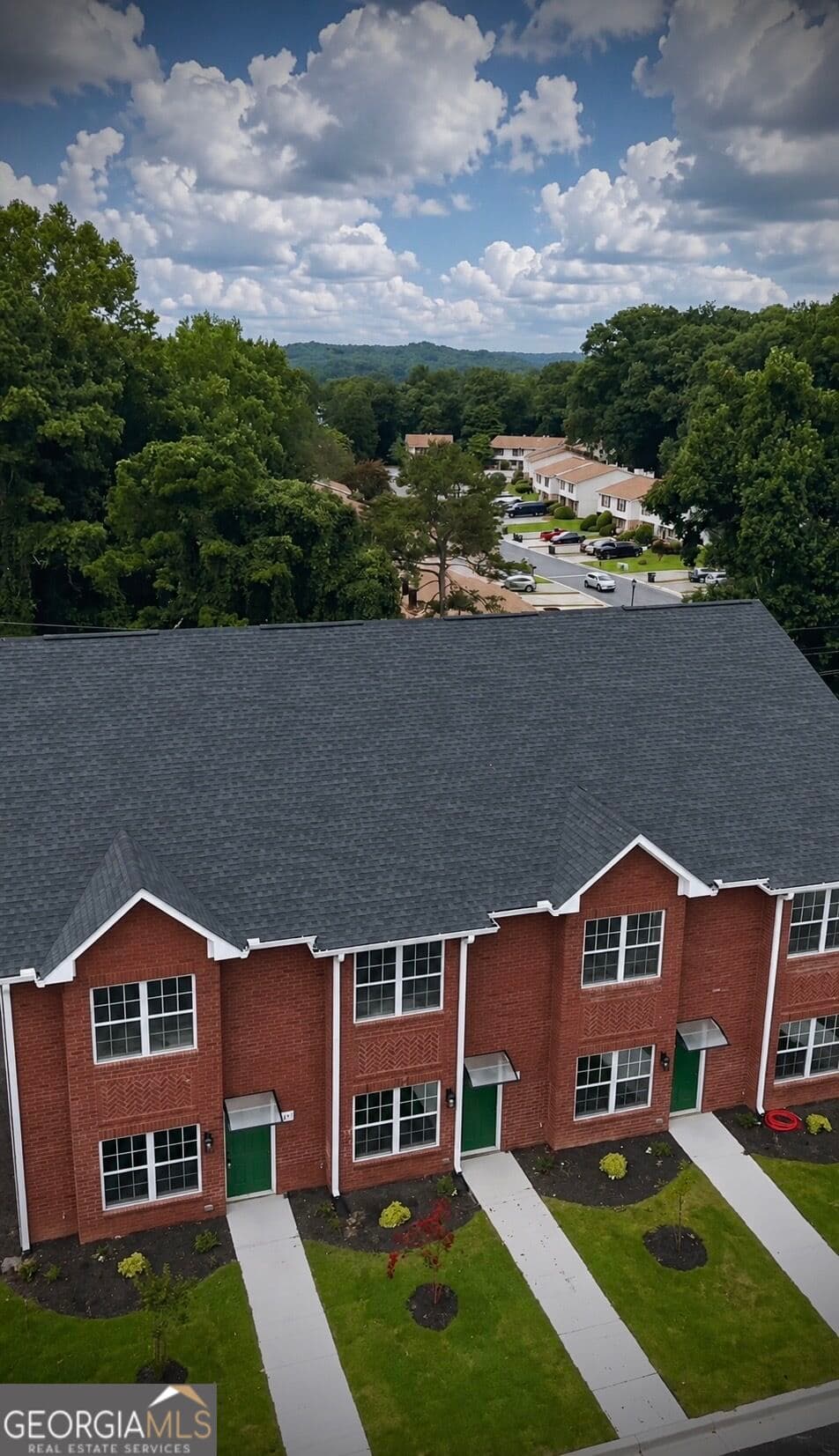 3 bedroom, 2 bathroom, 1,500 sq ft condominium for sale at 2451 Terrace View, Gainesville, GA 30501 — photo 4