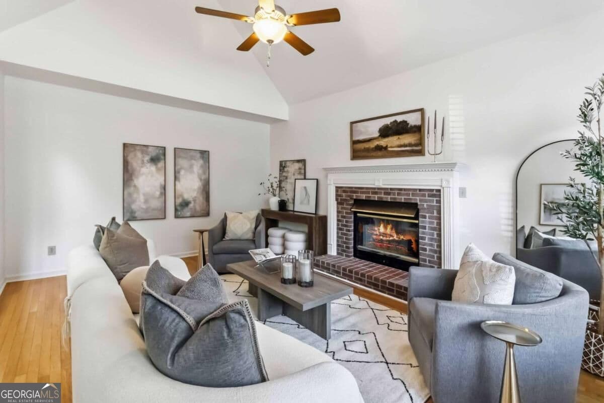 4 bedroom, 2.5 bathroom, 2,686 sq ft single family residence for sale at 4405 Clipper Bay Road, Duluth, GA 30096 — photo 2