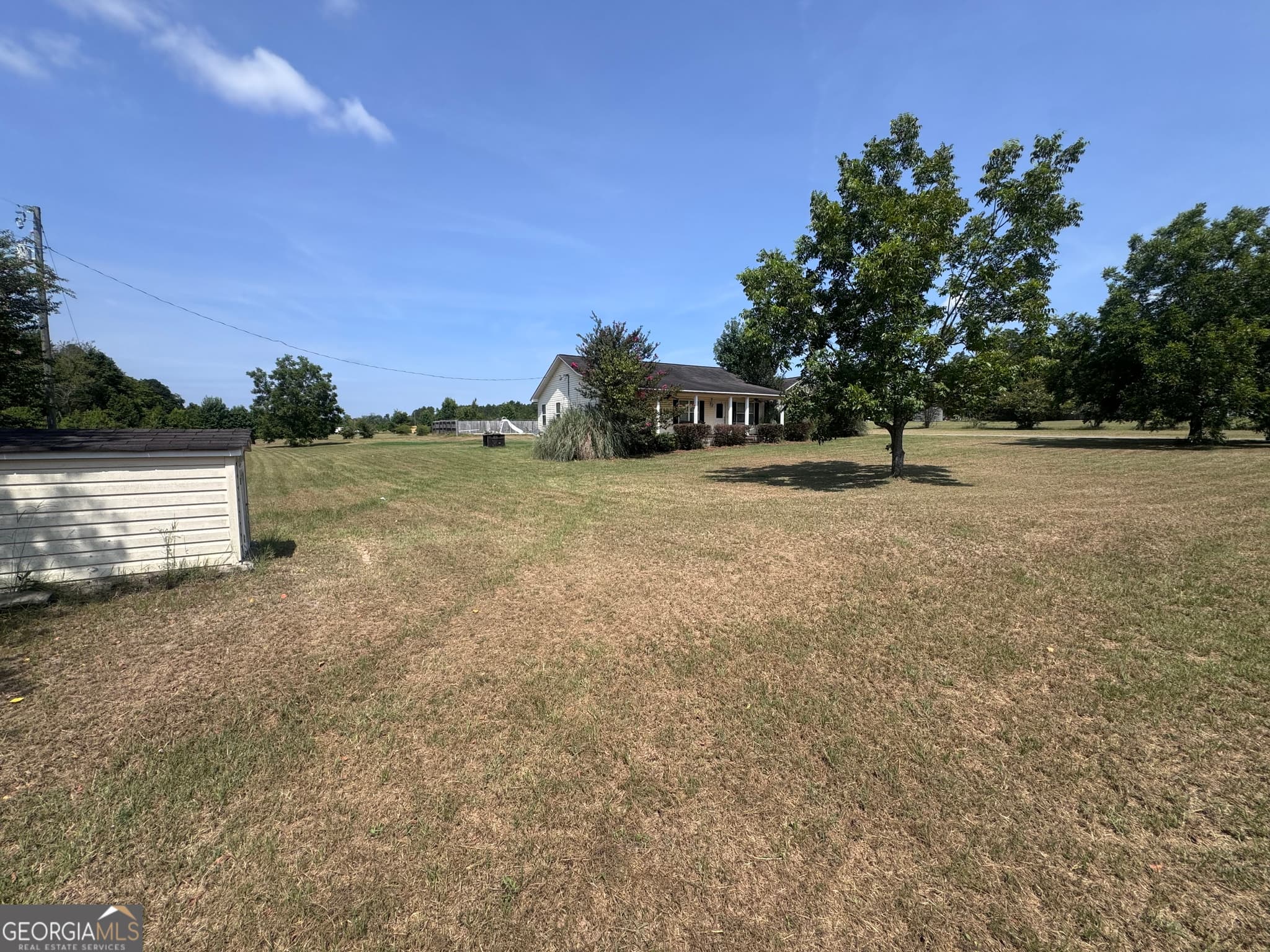 4 bedroom, 2 bathroom, 1,882 sq ft single family residence for sale at 1427 Coleman Register Road, Rentz, GA 31075 — photo 3