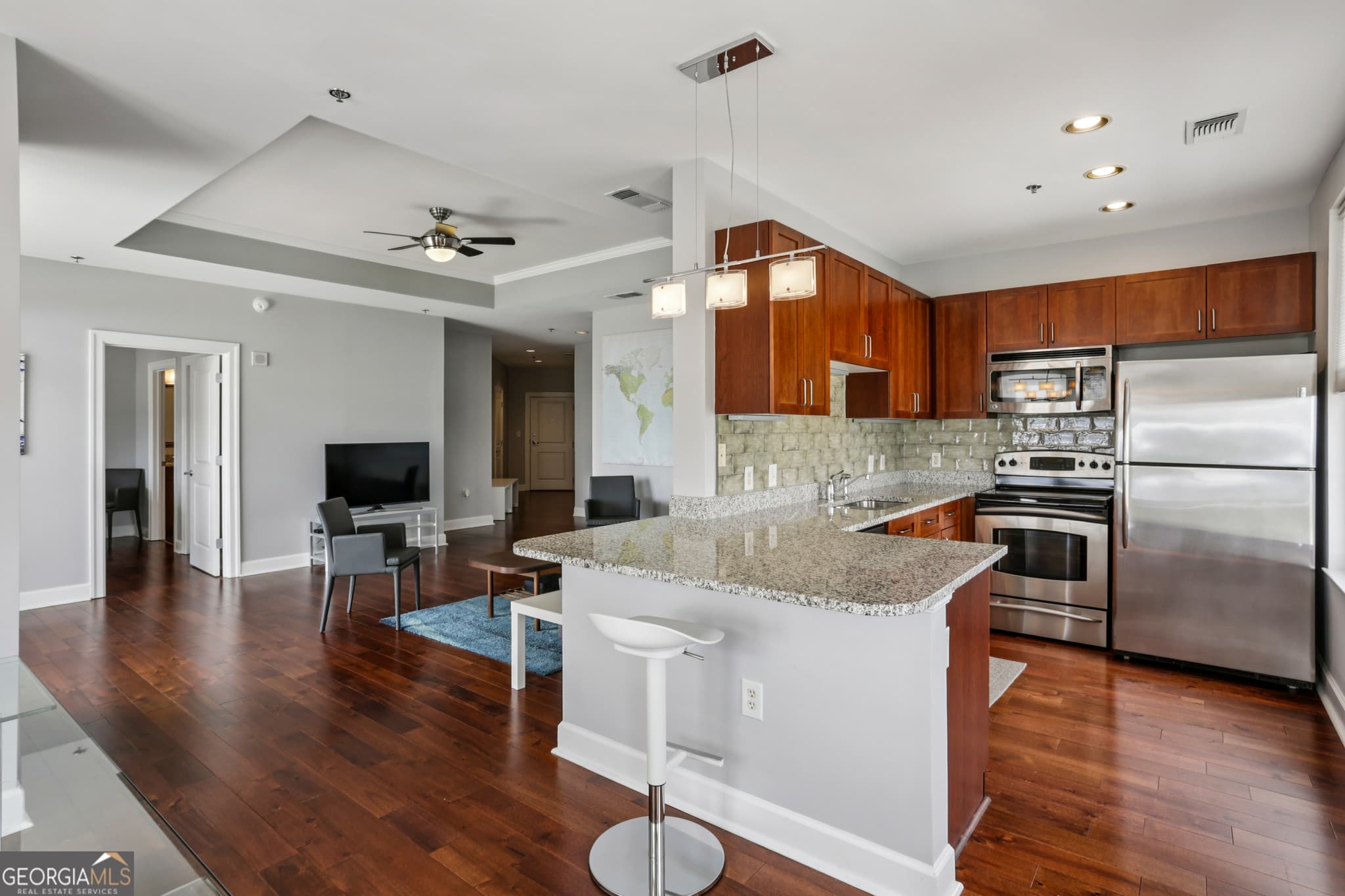 2 bedroom, 2 bathroom, 1,491 sq ft condominium for sale at 325 E Paces Ferry Road APT 1805, Atlanta, GA 30305 — photo 5