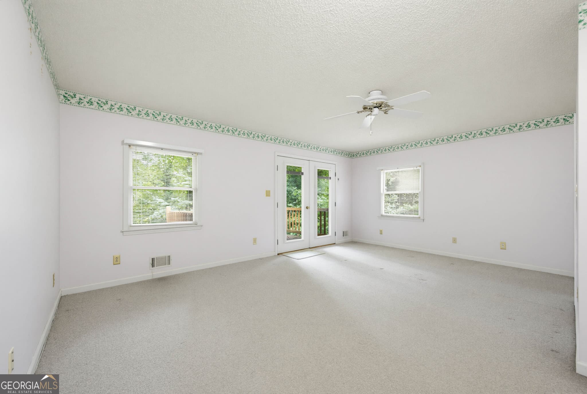 3 bedroom, 3 bathroom single family residence for sale at 3655 Southlake Circle, Cumming, GA 30041 — photo 8