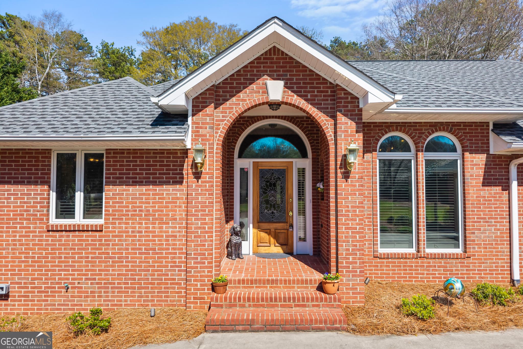 3 bedroom, 3 bathroom, 3,660 sq ft single family residence under contract at 424 Capri Point, Lavonia, GA 30553 — photo 8