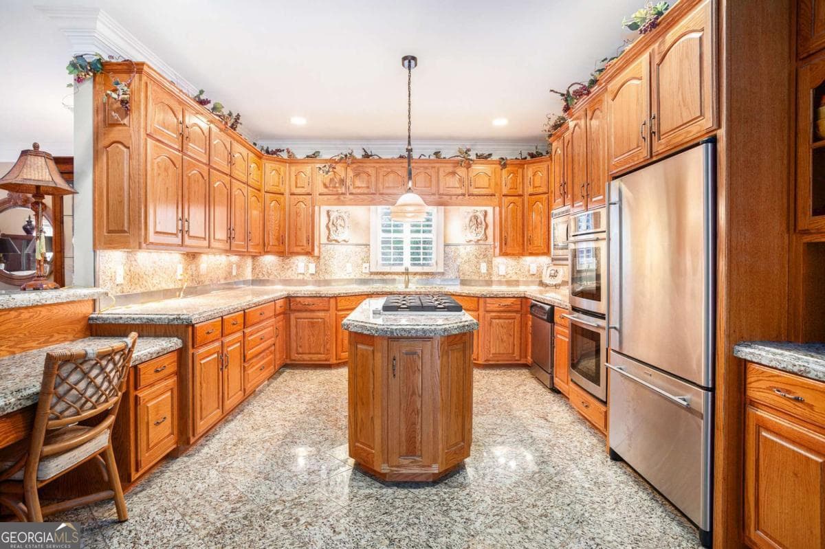 4 bedroom, 4 bathroom, 5,492 sq ft single family residence for sale at 122 Tara Drive, Dawsonville, GA 30534 — photo 5