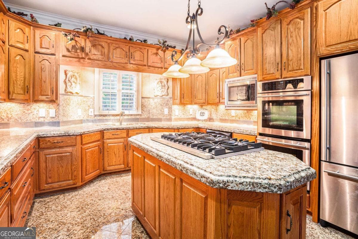 4 bedroom, 4 bathroom, 5,492 sq ft single family residence for sale at 122 Tara Drive, Dawsonville, GA 30534 — photo 8