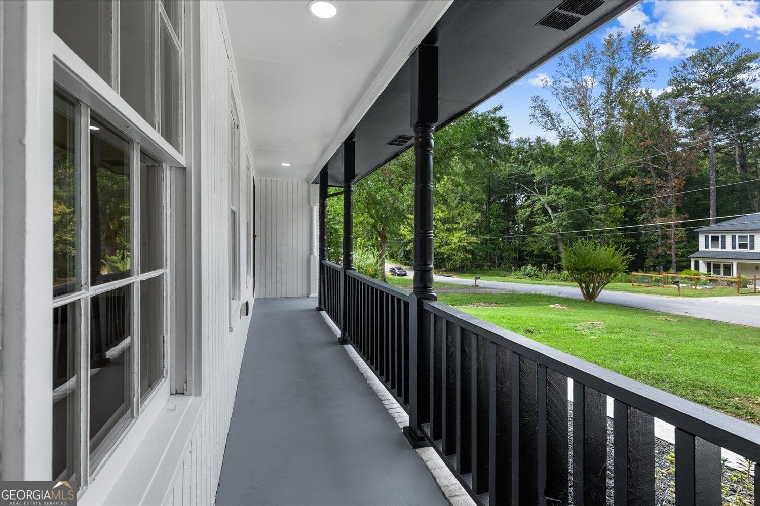 3 bedroom, 2 bathroom, 3,833 sq ft single family residence for sale at 1674 Lamancha Drive, Lawrenceville, GA 30044 — photo 8