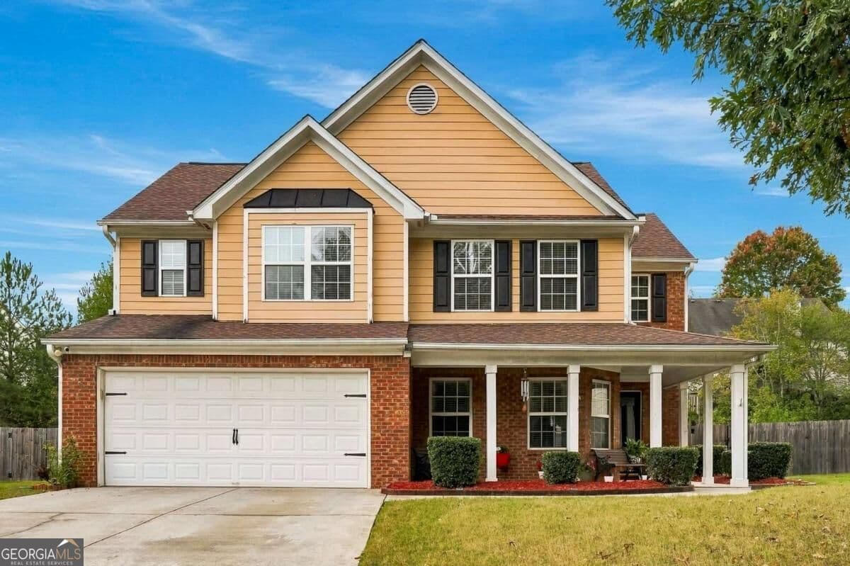 4 bedroom, 2.5 bathroom, 2,128 sq ft single family residence for sale at 825 Shannon Road, Loganville, GA 30052 — photo 1 of 44